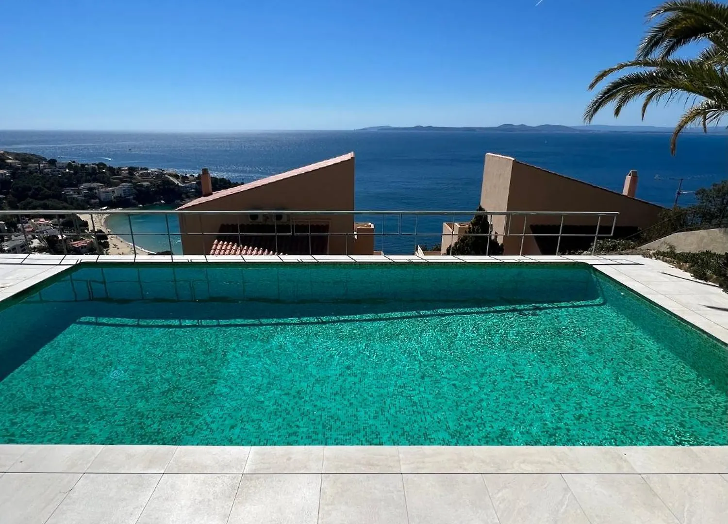 Almadrava Dream: Costa Brava Apartment Roses